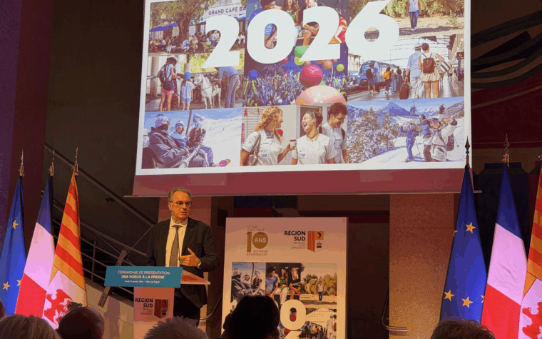 Renaud Muselier prononçant son discours lors de la cérémonie des voeux 2026 de la Région Sud