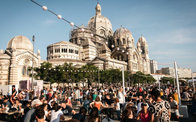 Street food festival 2026 sur l'esplanade de la Major à Marseille